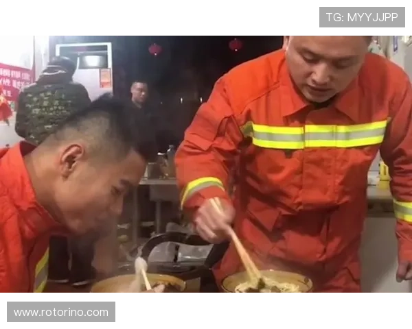 庞伟训练完回家连筷子都拿不稳，老婆说他比明星还难约