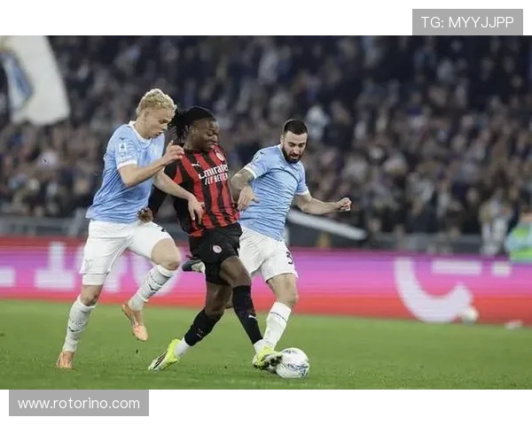 米兰防守稳定性不足问题逐步反映，球队争冠关键战能力受到检验。